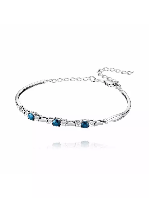 Браслет из белого золота с сапфирами и бриллиантами