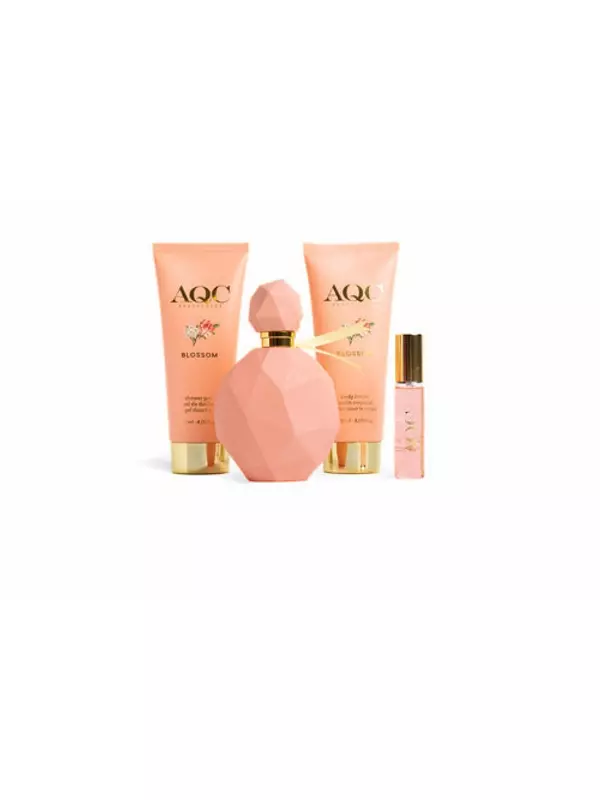 AQC, Blossom, Набор косметики по уходу за телом, 4 шт.