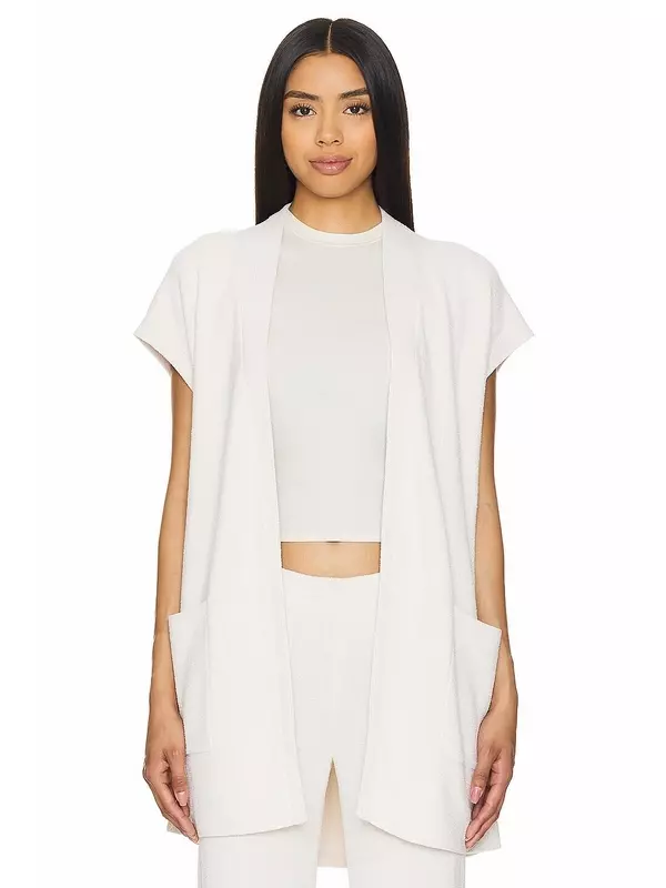 Уютный ультралегкий жилет с завязкой на талии Barefoot Dreams, цвет sand dune