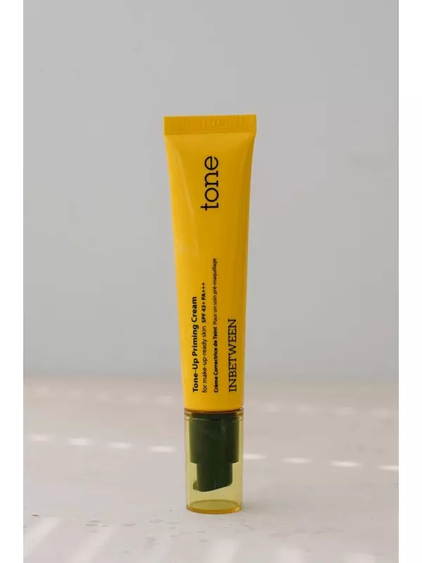 Крем-праймер с матовым финишем BLITHE InBetween Tone-Up Priming Cream SPF 43+PA+++ 30ml