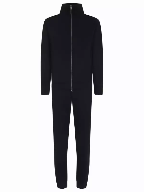 Костюм однотонный