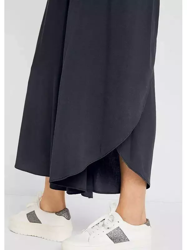 Кюлоты длиной до икры с удобным поясом по всему периметру Bpc Bonprix Collection, черный