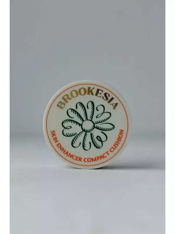 Кушон [03 Глубокий Бежевый] BROOKESIA Skin Enhancer Compact Cushion SPF 40 PA++ [03 Deep Beige]12g*2