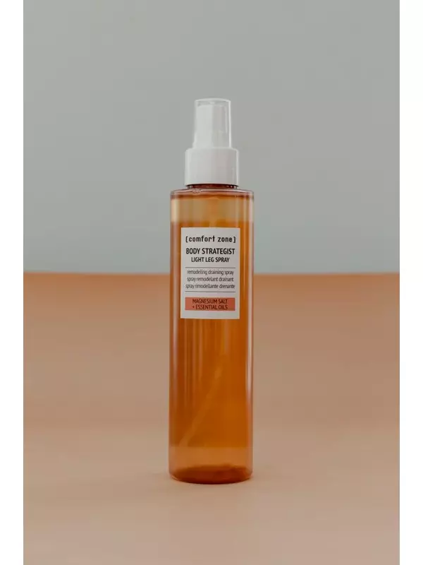 Двухфазный ремоделирующий спрей для ног с дренирующим эффектом Comfort Zone Body Strategist Light Leg Spray 150ml