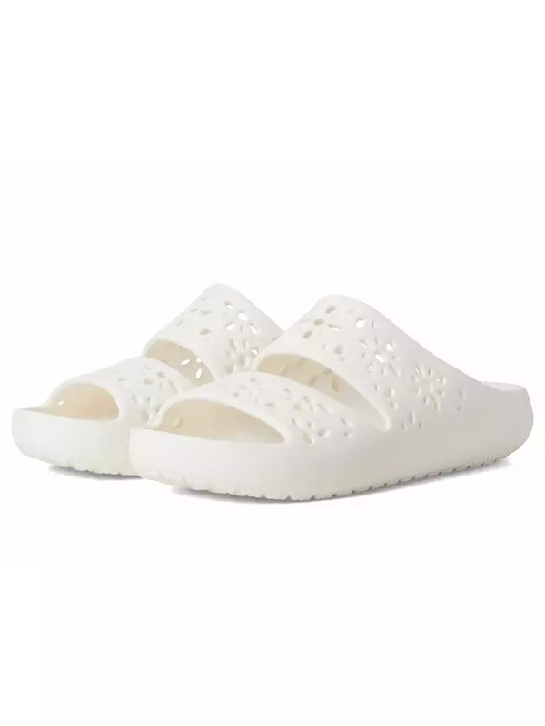 Сандалии Unisex Crocs Classic Sandals 2.0 with Floral Cutout Design, цвет Chalk