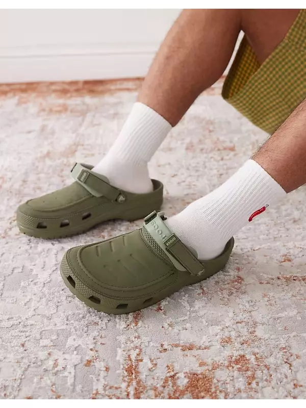 Сабо Crocs Yukon Vista II темно-зеленого цвета