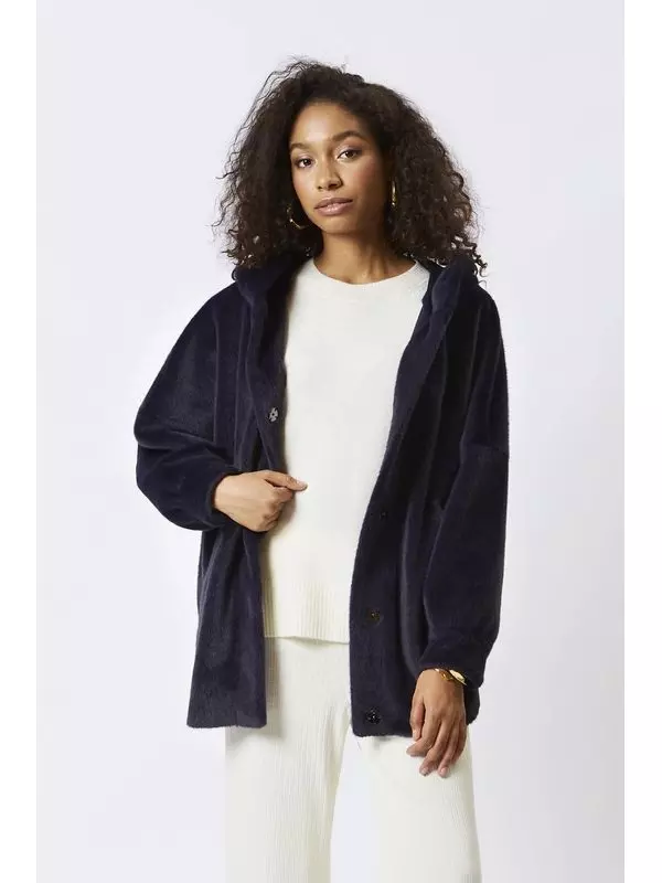 Шуба из искусственного меха с капюшоном ElectraStyle