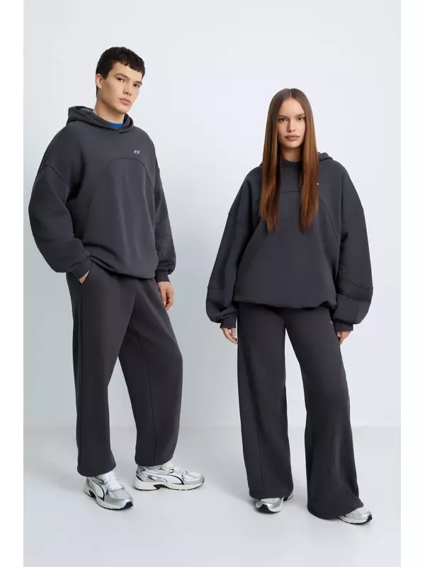 Худи из хлопка из коллаборации с MANEKEN