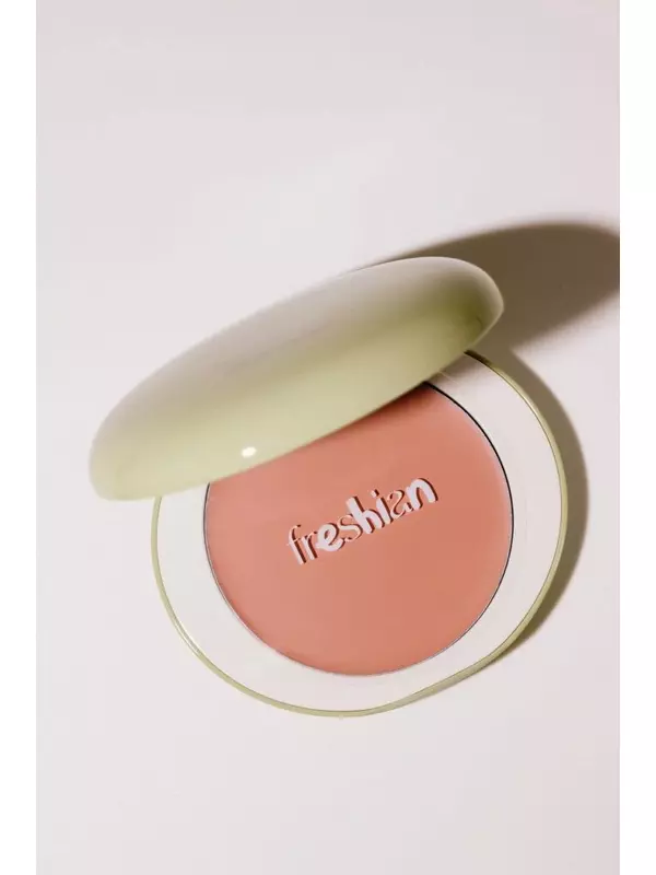 Нежные кремовые румяна [03 Healthy Smile] Freshian Egg Like Cream Blush Vegan 6,5g