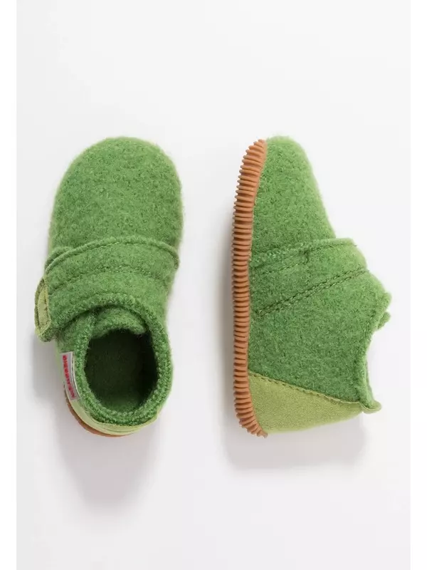 Тапочки OBERSTAUFEN Giesswein, цвет light green