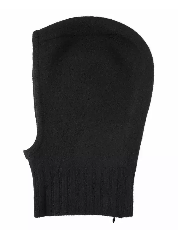 Черная балаклава из шерсти