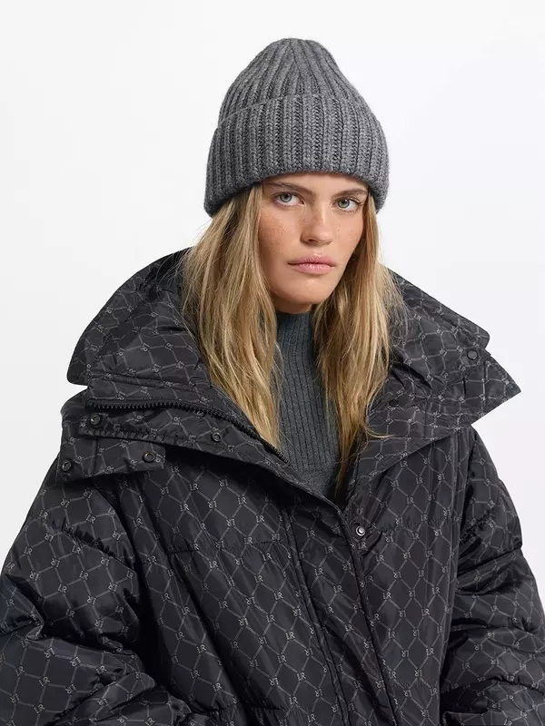 Шапка бини с ангорой