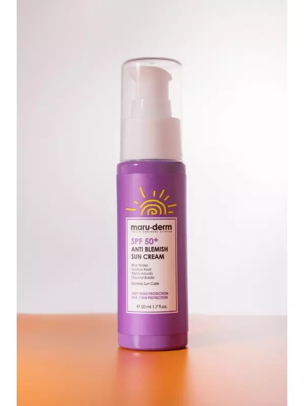 Осветляющий солнцезащитный крем для лица Maruderm SPF 50+ Anti Blemish Sun Cream, 50ml