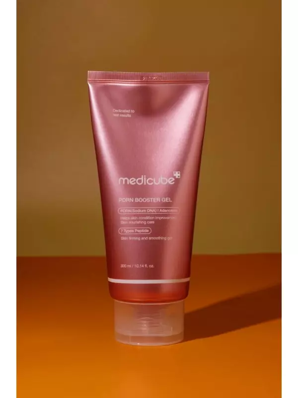 Восстанавливающий гель-бустер с пептидами и ПДРН medicube PDRN Booster Gel 300ml