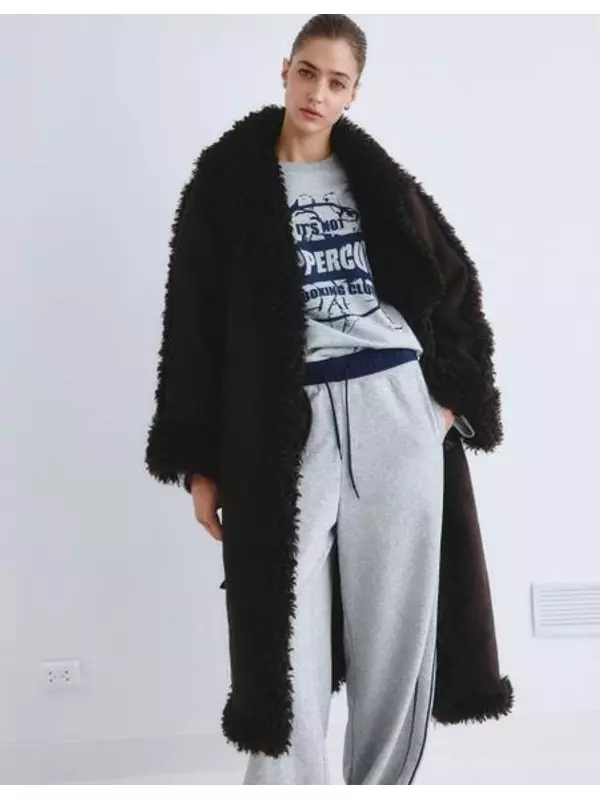 Дубленка из искусственной замши из линейки SELA Young