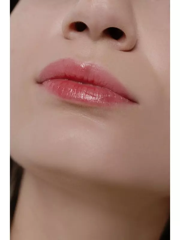 Бальзам для губ Закатная роза SHAISHAISHAI Sun Kissed Plumping Lip Balm 4g (06) SUNSET ROSE