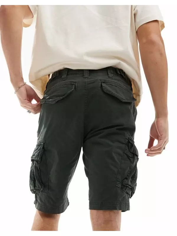 Недостаток груза Superdry Core в излишках оливково-зеленого цвета