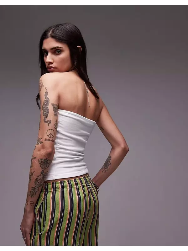 Topshop - Удлиненный топ без бретелек белого цвета