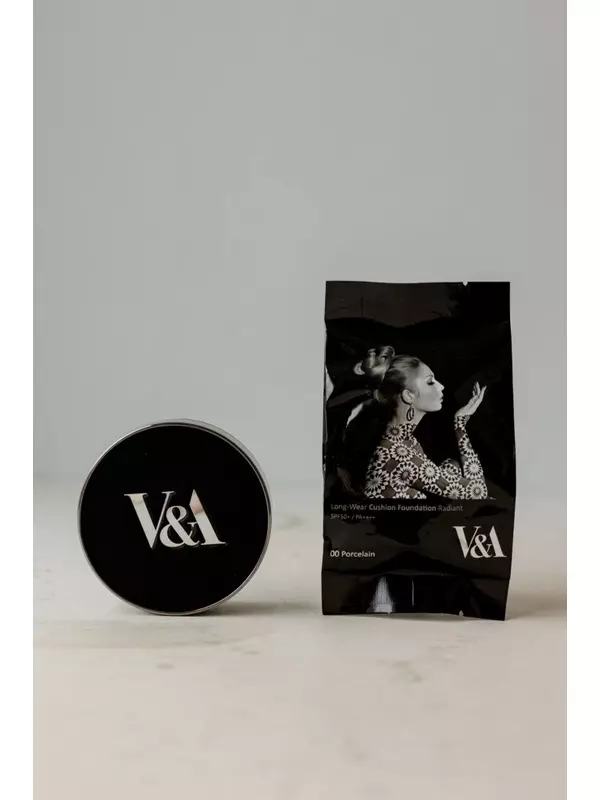 Кушон сияющий [00 Фарфор] V&A Long-Wear Cushion Foundation Radiant [00 Porcelain] 15g*2