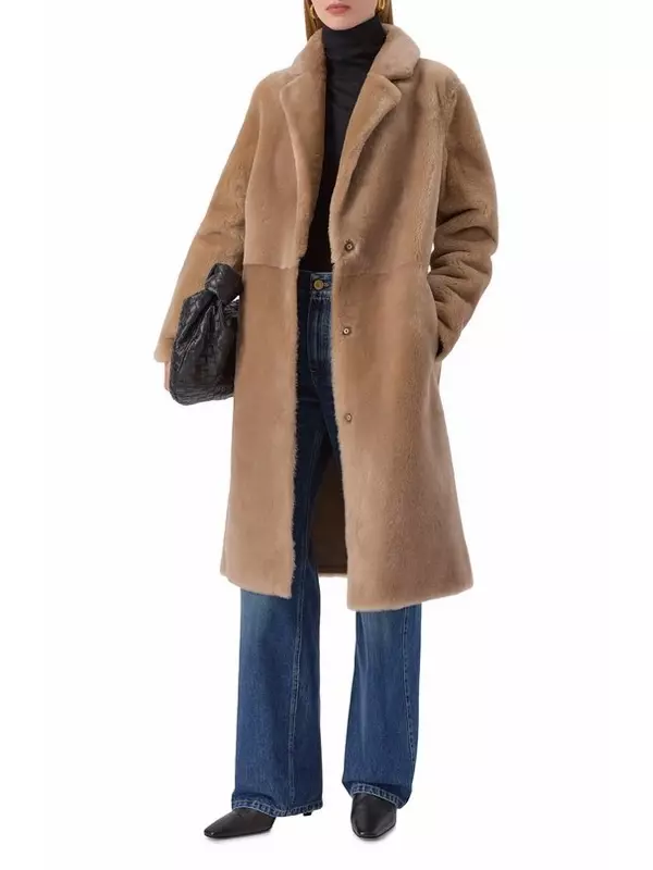 Шуба из овчины Yves Salomon