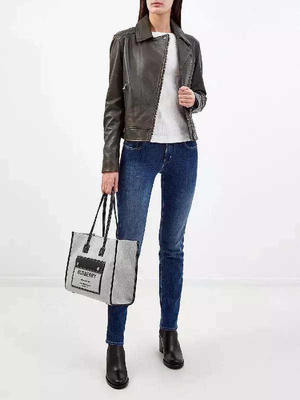 Куртка-косуха из кожи ягненка с шелковой подкладкой